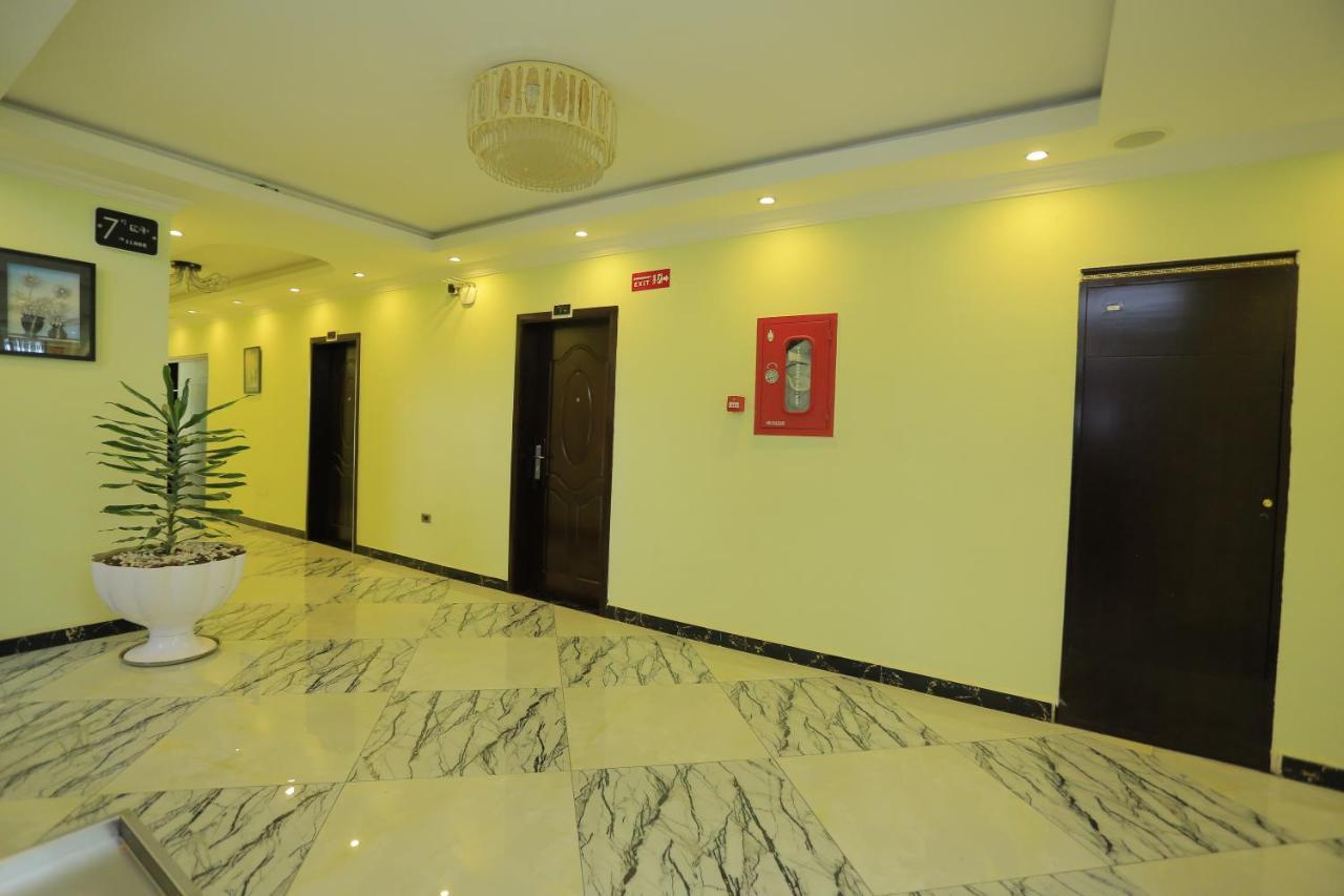 Yadonay Hotel Addis Abeba Buitenkant foto