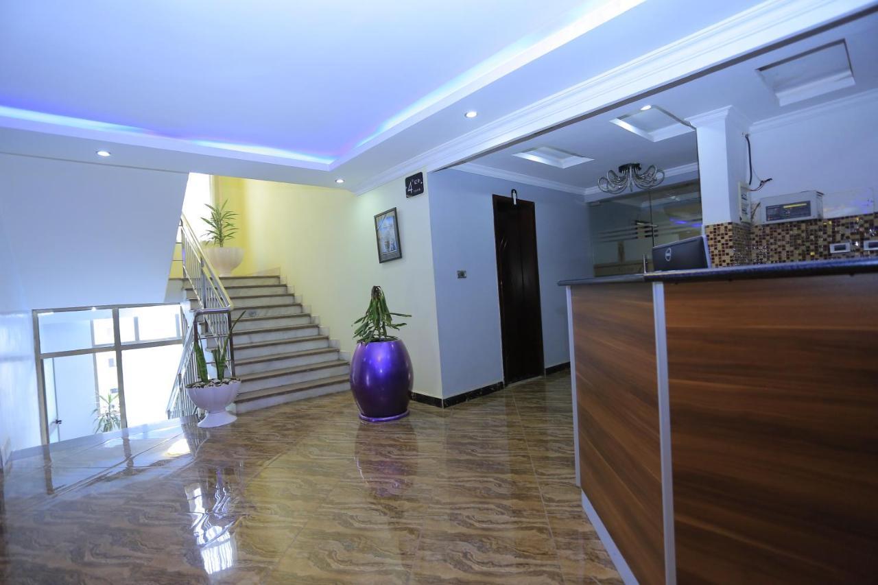 Yadonay Hotel Addis Abeba Buitenkant foto